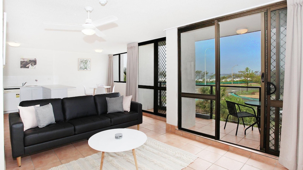 Mylos 19 - Two Bedroom Apartment In The Heart Of Alexandra Headlands - Maroochydore
