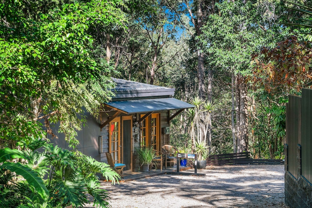 Noosa Hinterland Retreat- Orchid One Bedroom Villa - Sunshine Coast