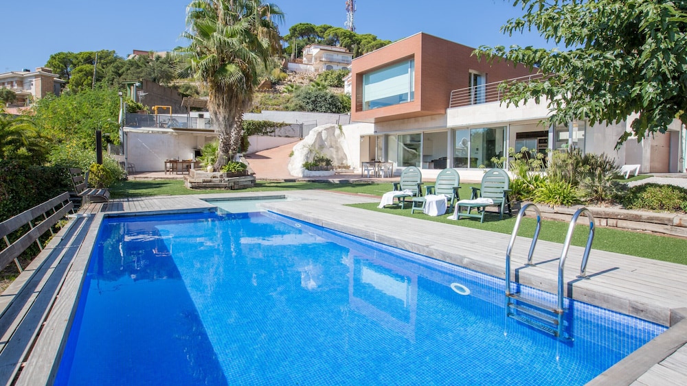 2crist01 - Beautiful Luxury House With Pool, Beautiful Sea Views And Located Near The Beach - Lloret de Mar