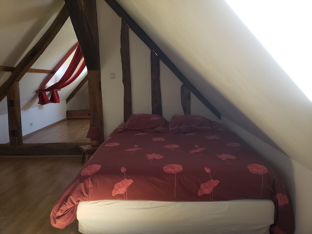 Gite Asnières-sur-vègre, 2 Bedrooms, 5 Persons - Loire Valley