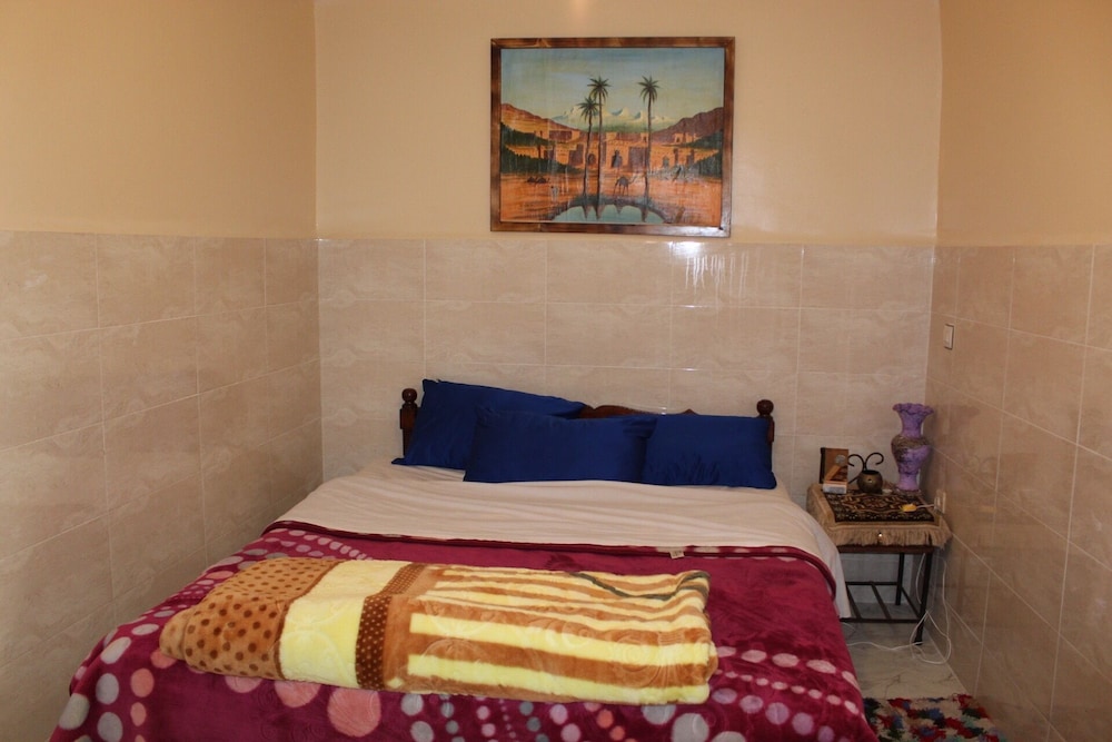 C'est Un Petit Appartement Avec Toutes Les Installations Dont Vous Pourriez Avoir Besoin Pendant Votre Voyage - Agadir