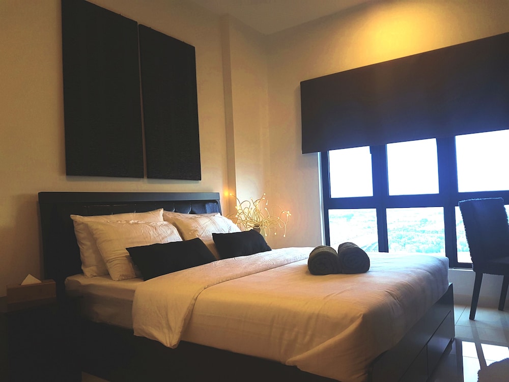 E52 Alpha Lavista Suite At Emira Residence - Petaling Jaya