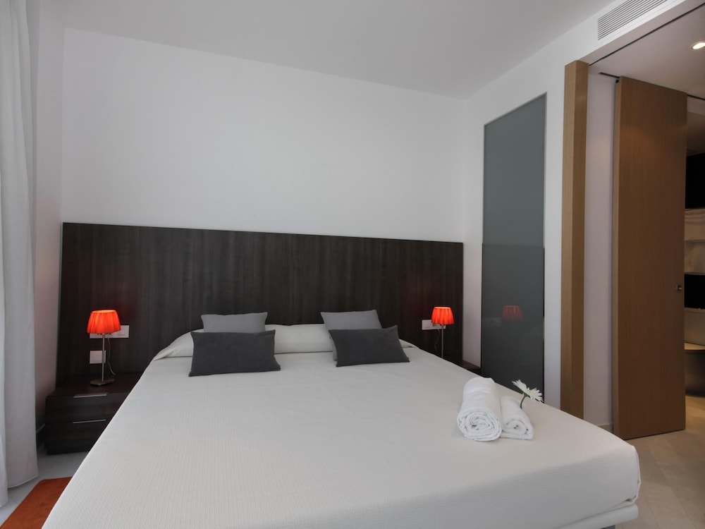 1 Slaapkamer Appartement Voor 4 Personen Met Een Slaapbank En Een Balkon, 5º1º - La Floresta