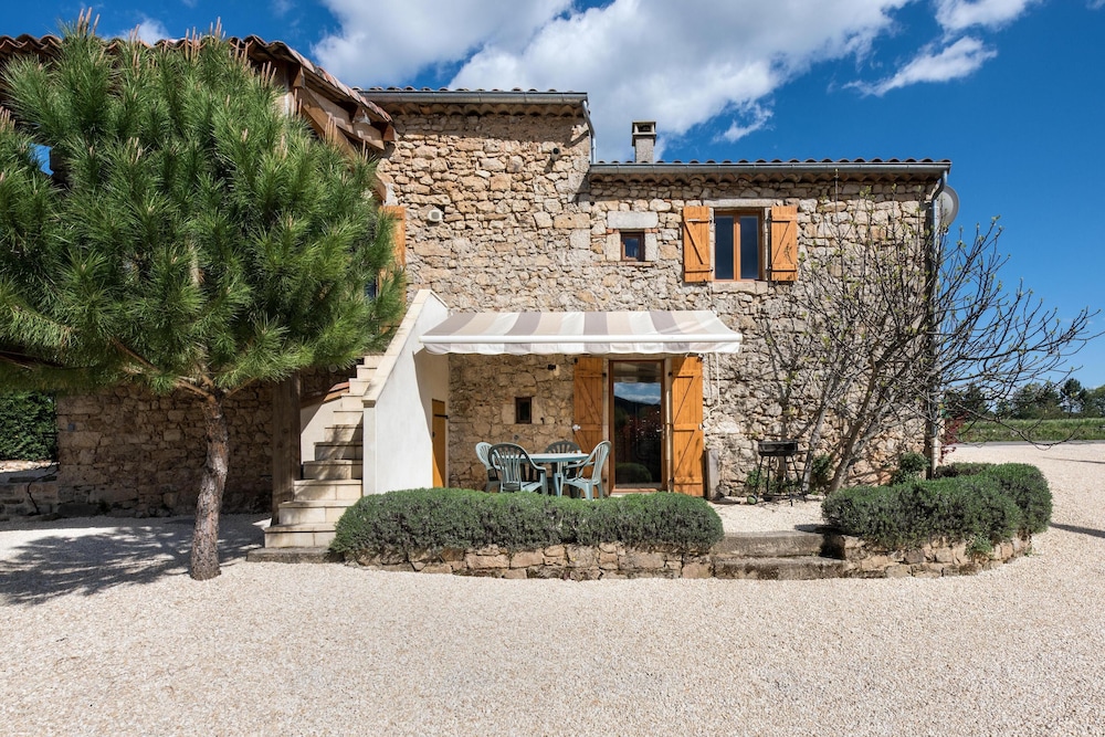 La Petite Grange - Granero Abovedado Convertido - Ardèche Sur - 2 Habitaciones Con Baño - Ardèche