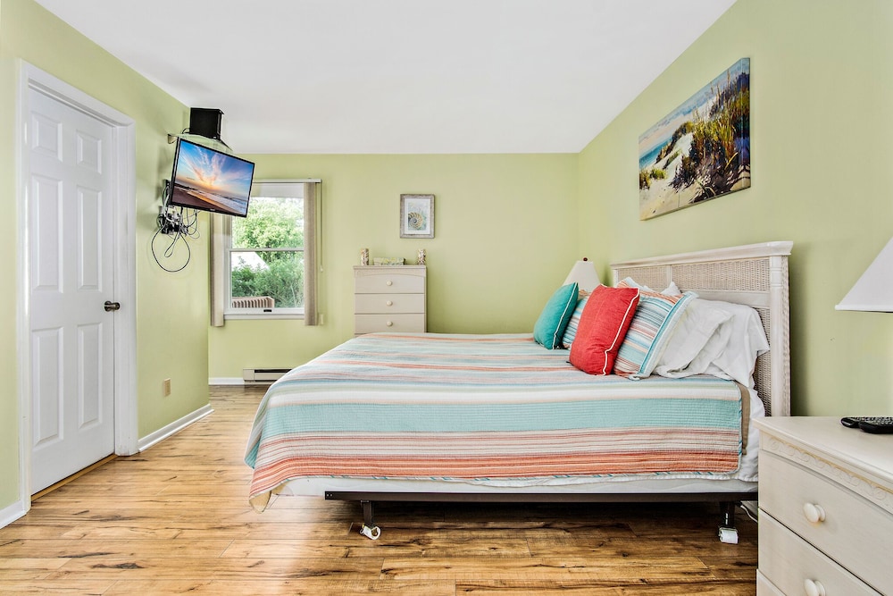 Adorable Fully Updated Beach House - Pet Friendly - Villas, NJ