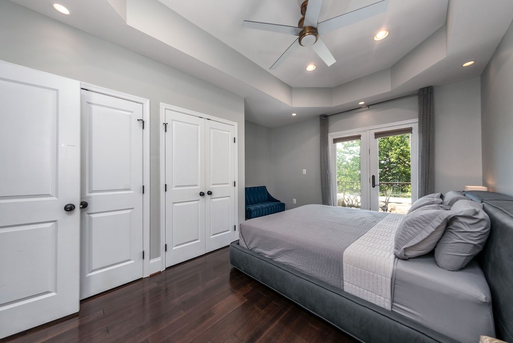 Capitol Hill Luxury With 4 Private Bed En Suite Baths And Secure Free Parking. - Hyattsville, MD
