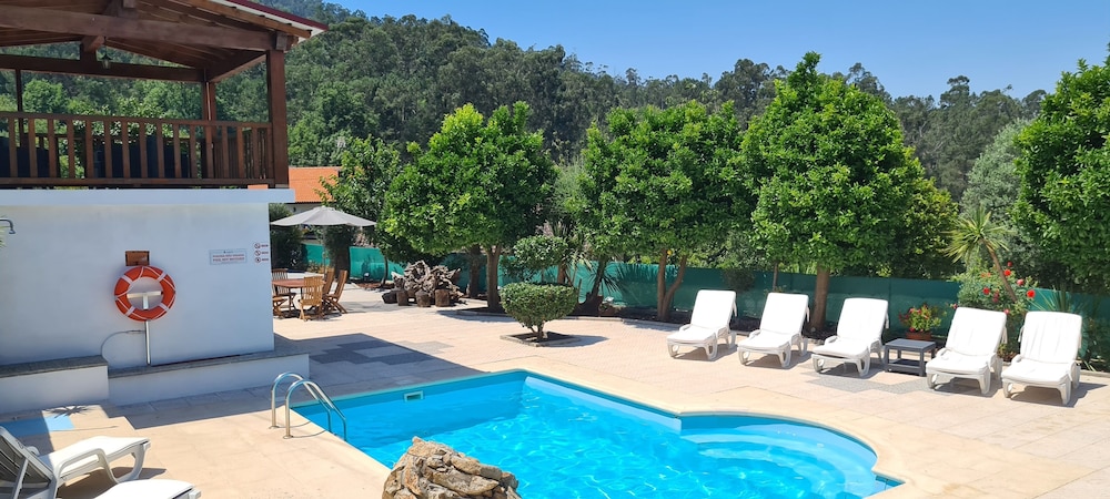 Beautiful Detached Villa With Private Pool, Fibrewi-fi, Garden, Games Room & Bbq - Ilha do Pico