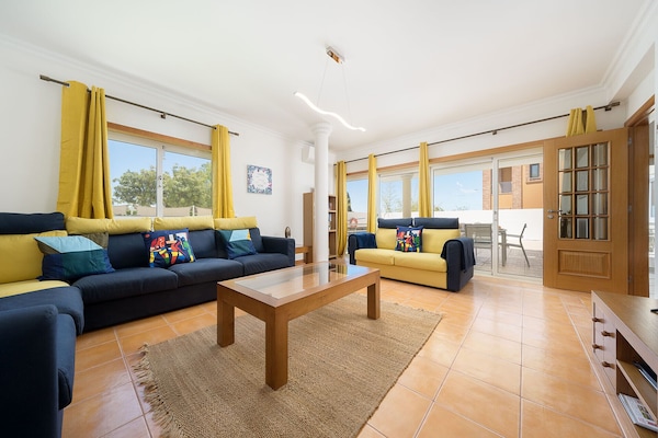 Villa With Free Wi-fi | A/c | Private Pool [Can Be Heated] | Garden | Near Beach | Sea View [Rlag95] - Lagos, Portugal