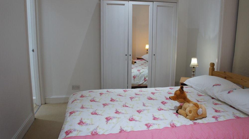 Beautiful And Spacious Notting Hill Gate Apartment. - Swiss Cottage - London