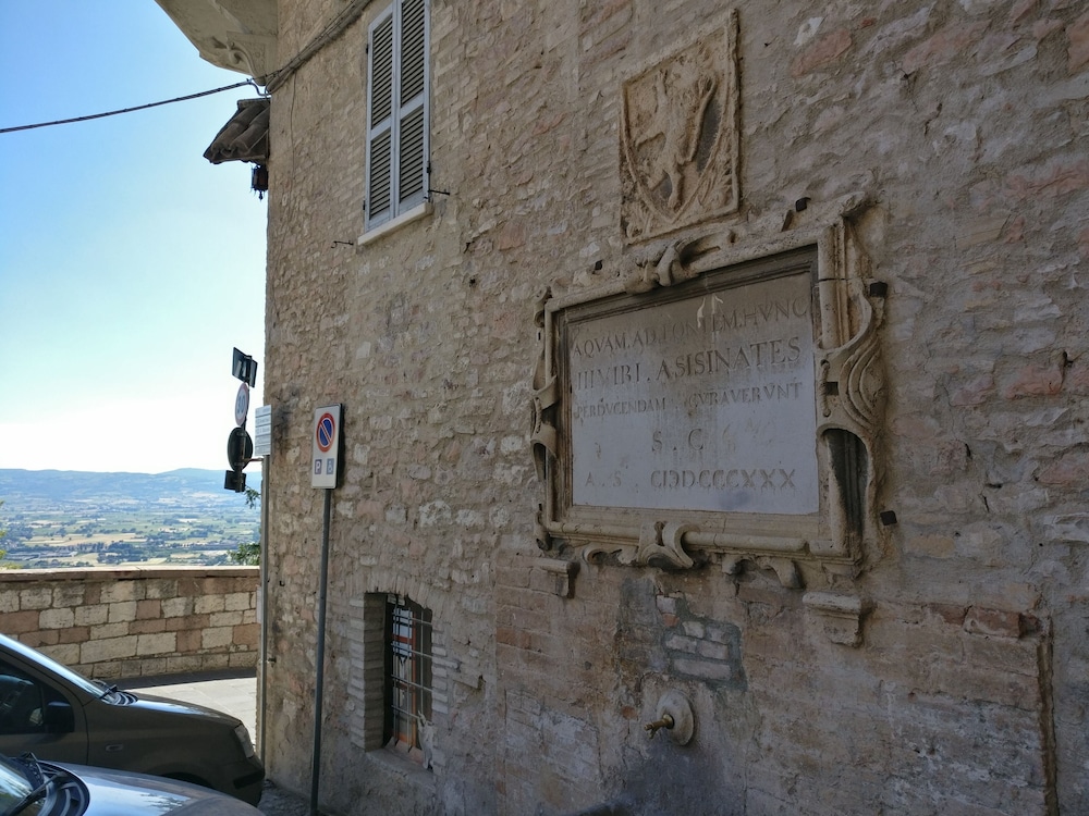 Zolder In Het Centrum Van Assisi - Assisi