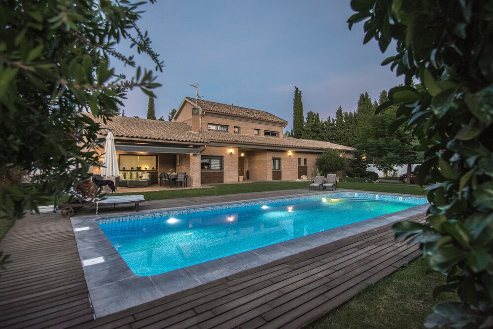 Luxury Villa With Pool In Granada - Peligros