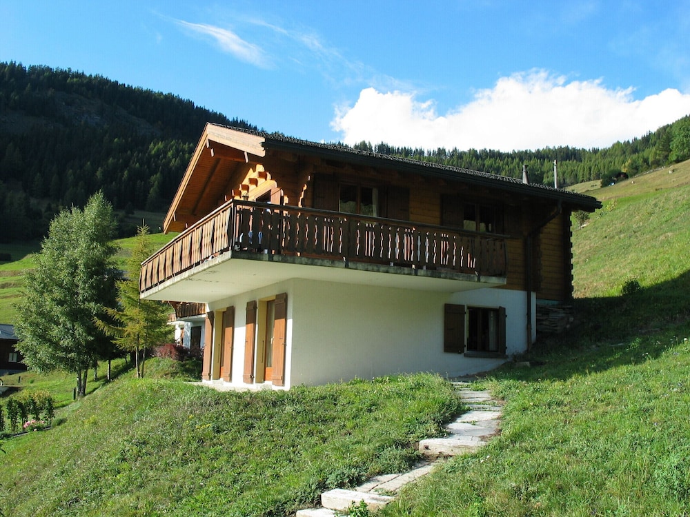 Dichtbij Het Rustige Zwitserse Dorp Verbier, Een Prachtig Uitzicht - Champex-Lac
