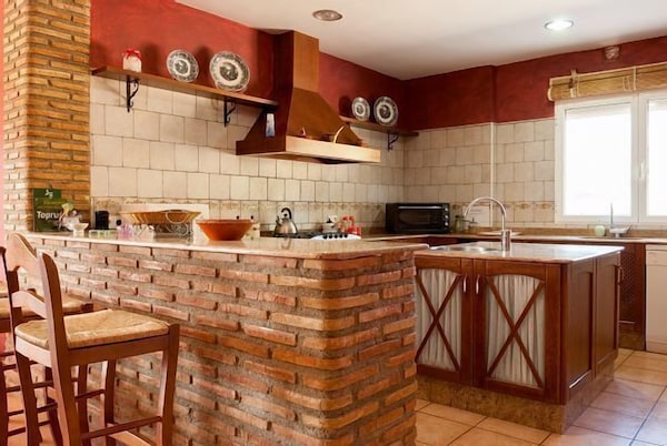 Self Catering Agrolavia For 16 People - Mula
