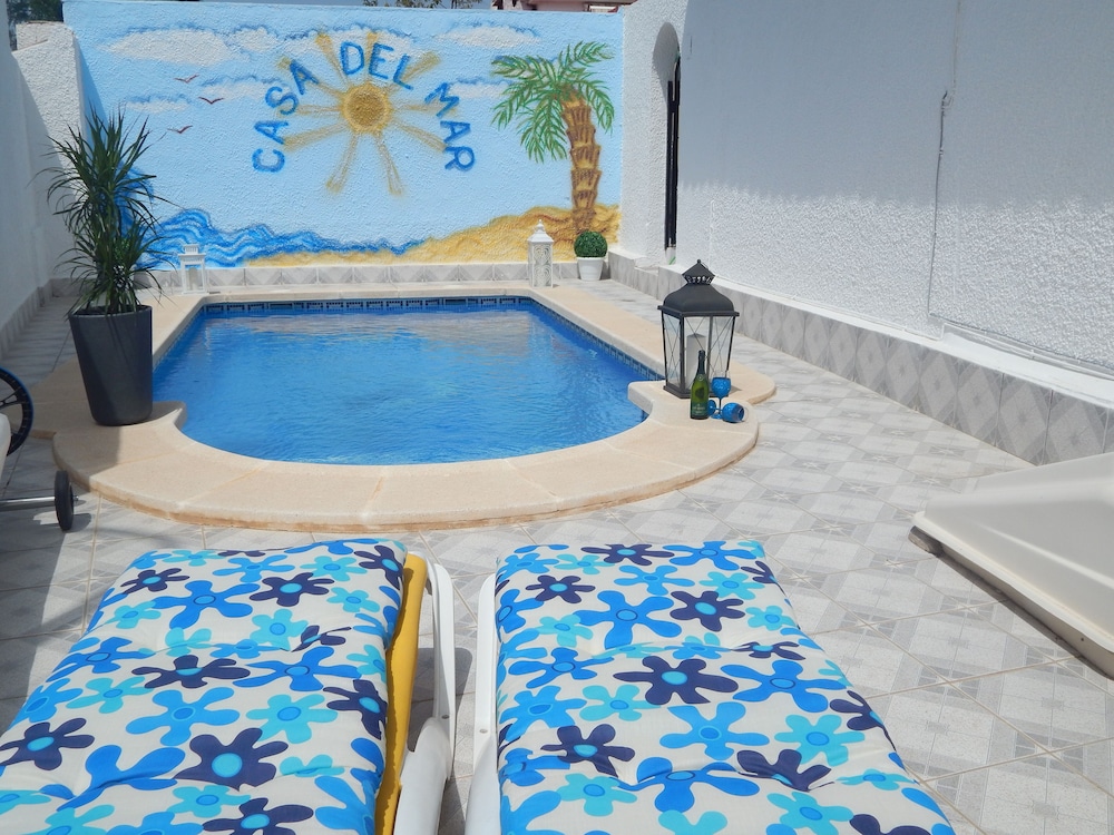Luxe Familie Vakantievilla, Prive Verwarmd Zwembad, In Het Hart Van Los Alcazares - Los Alcázares