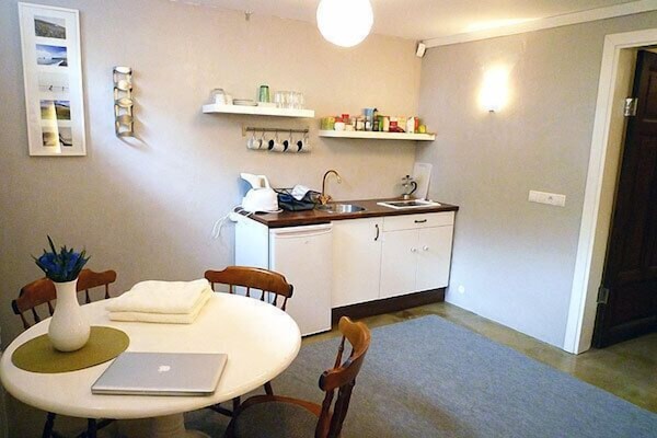 Spacious, Warm And Cozy Downtown Studio In A Quiet Courtyard In The City Center. - Reykjavik