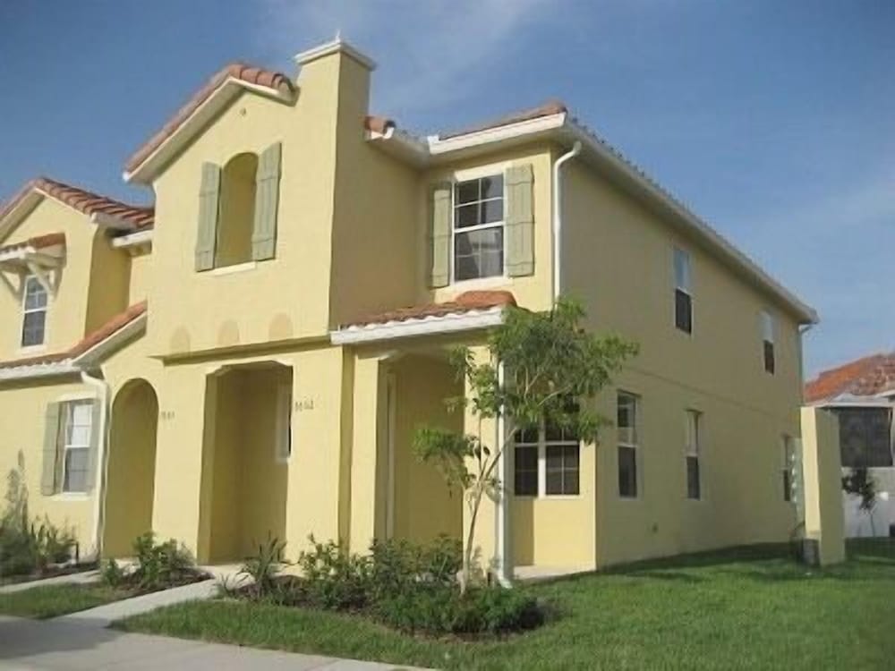 1.5 Miles To Disney And One Minute From Walmart,1600 Sqft 3br/3ba Townhome - Celebration, FL