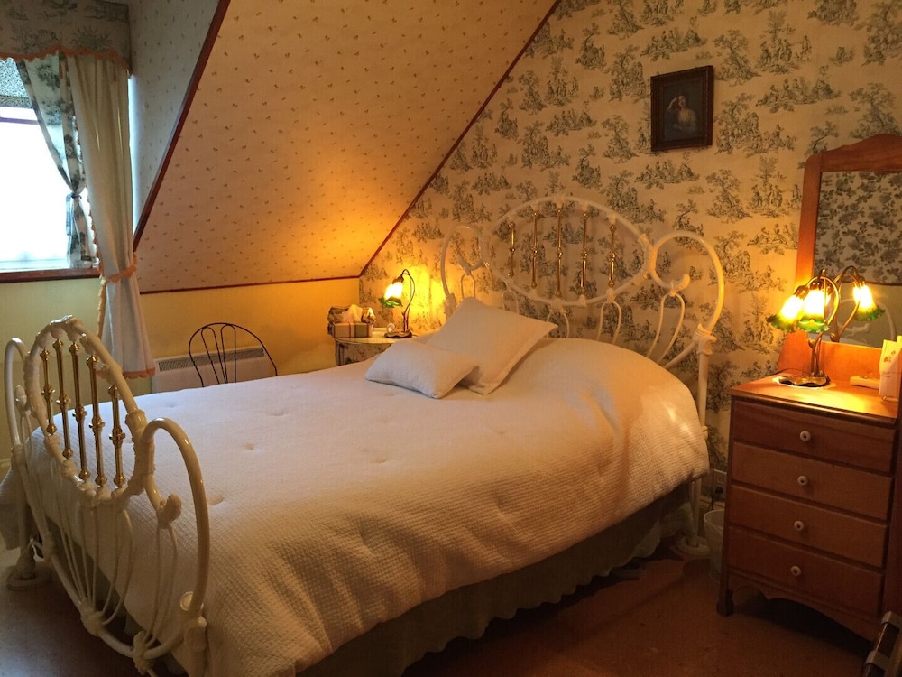 Hayden's Wexford House - Bed And Breakfast Citq Attestation Numéro D'établissement 111311 - Standard Room #1 - Quebec