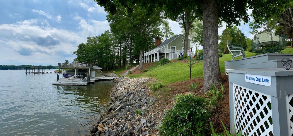 Charming Waterfront Home, With Central Location To Area Marinas, Plus Super Dock - Smith Mountain Lake, VA