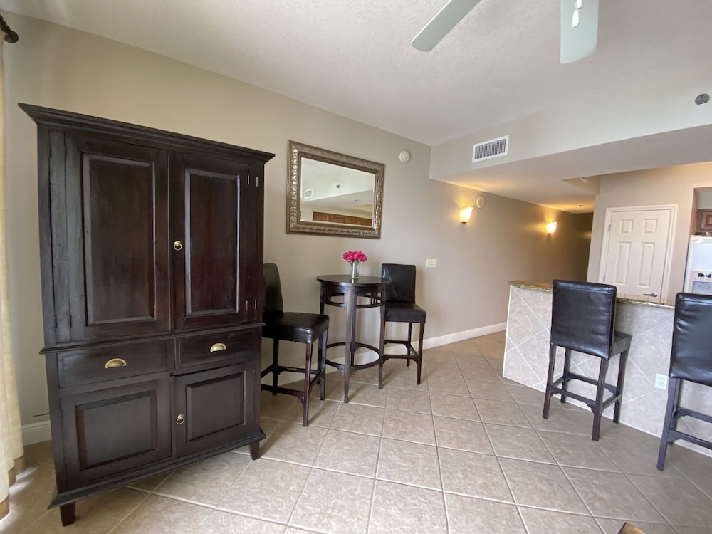 Family Friendly | Self Checkin/out | Best Location | Free Wifi | Freshly Cleaned - Miramar Beach