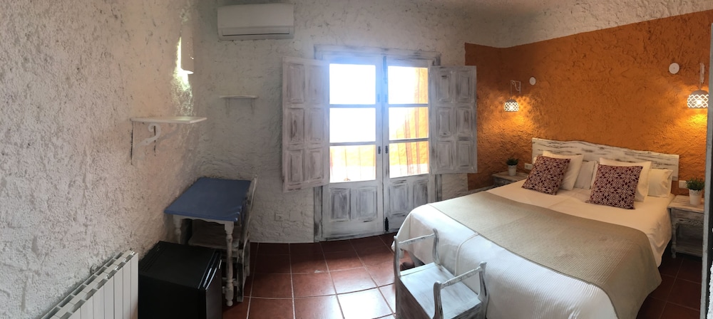 Hotel Rural Los Caracoles - Cómpeta