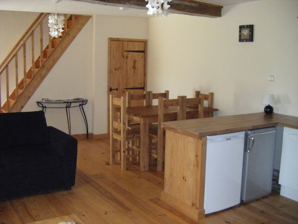 Fully Furnished 2 Bed Gite Situated In 3 Acres - Pyrenees