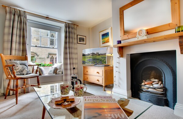 Barbican View, Luxury Grade Ii Listed Apartment Opposite Alnwick Castle - Alnwick Castle