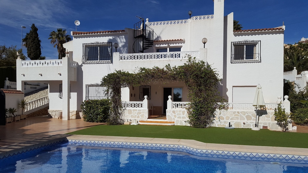 Spacious, Quiet And Private For Up To  10 Guests - L'Albir