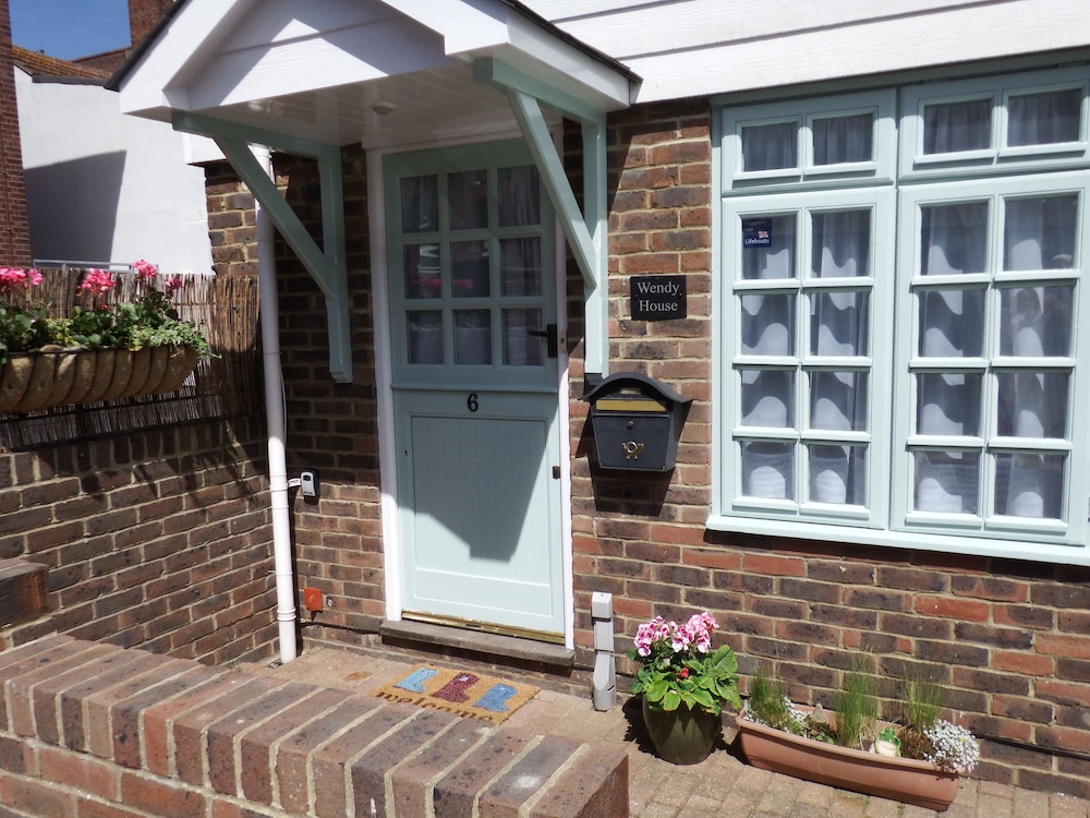 Quiet Location In The Heart Of Eastbourne - East Sussex