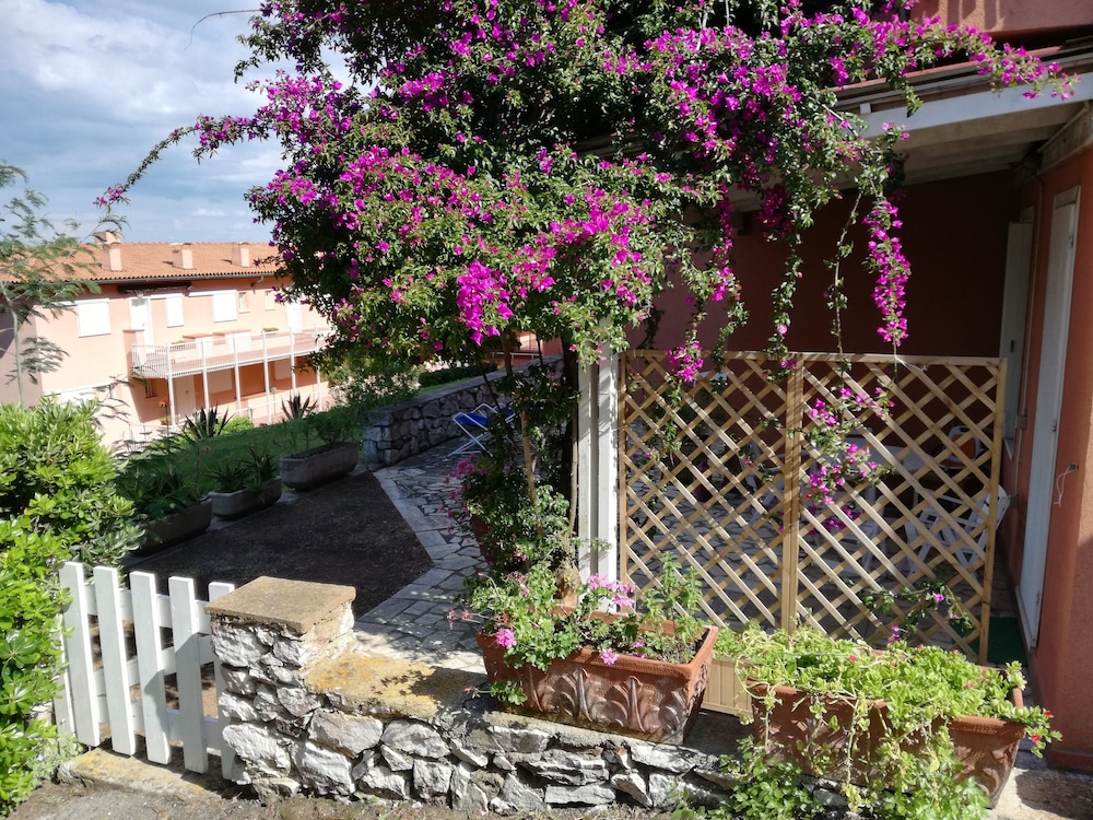 Apartment With Small Garden In Capo D'arco Elba Island - Rio