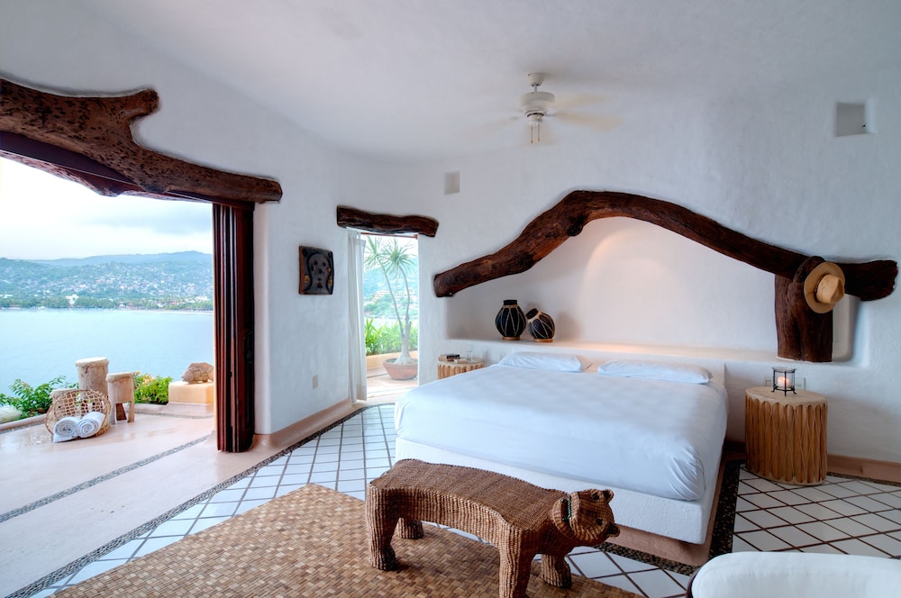 Seafront Luxe Mexicaanse Stijl Villa - Zihuatanejo