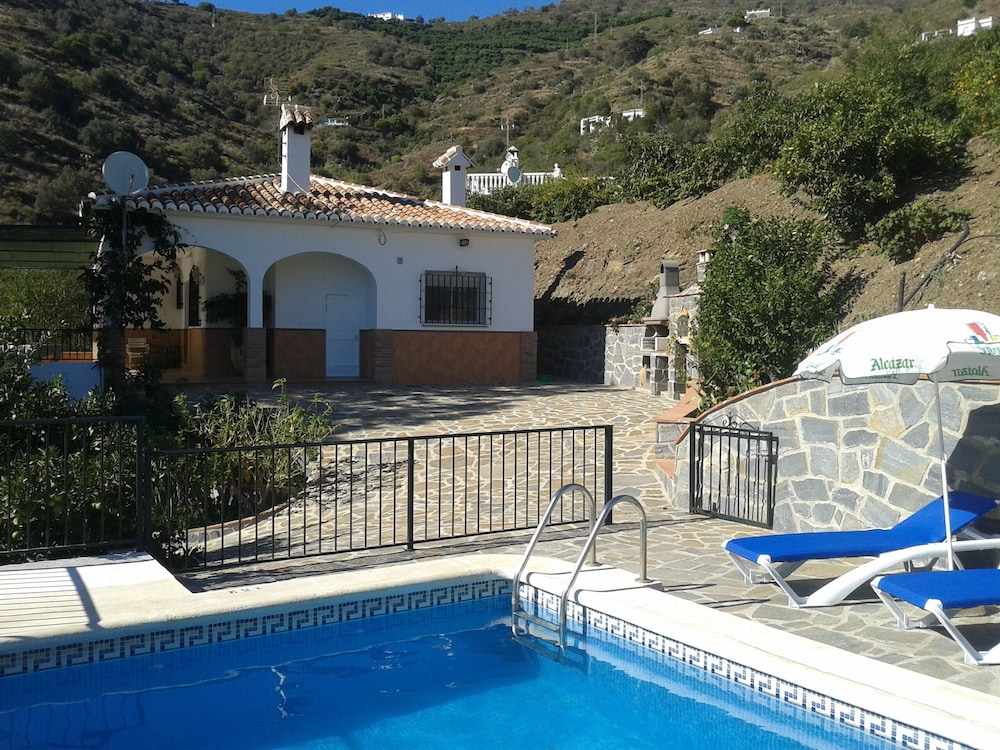 Nice House Surrounded By Nature With Spectacular Views. Private Pool - Torrox