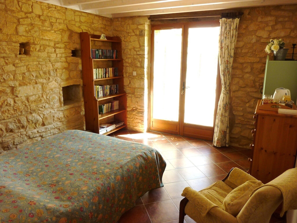 Beautiful Cottage With Panoramic Countryside Views, 5 Mins Drive To Hautefort - Dordogne