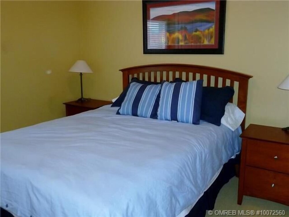 3 Bedroom Cottage With Beach,  Pools And Great Resort Amenities - British Columbia