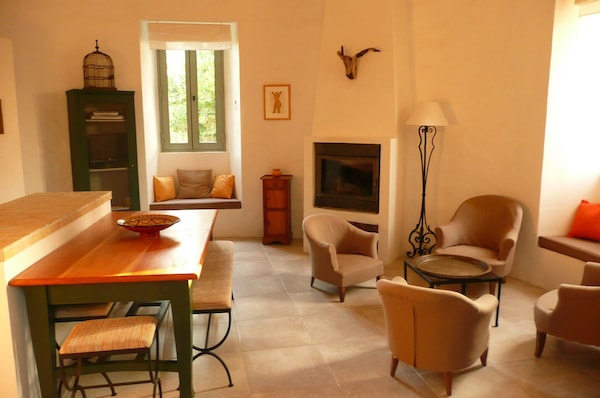 Romantic 19th Century Tower + ( Summer Annexe ) In Own 1 Acre Near The Sea - Camargue