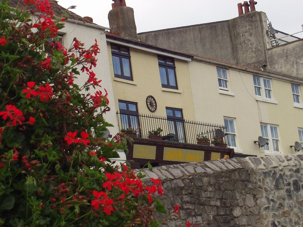 Upper Cottage Brixham, Close To Harbour And Shops,wi Fi And Free Parking Space - Devon