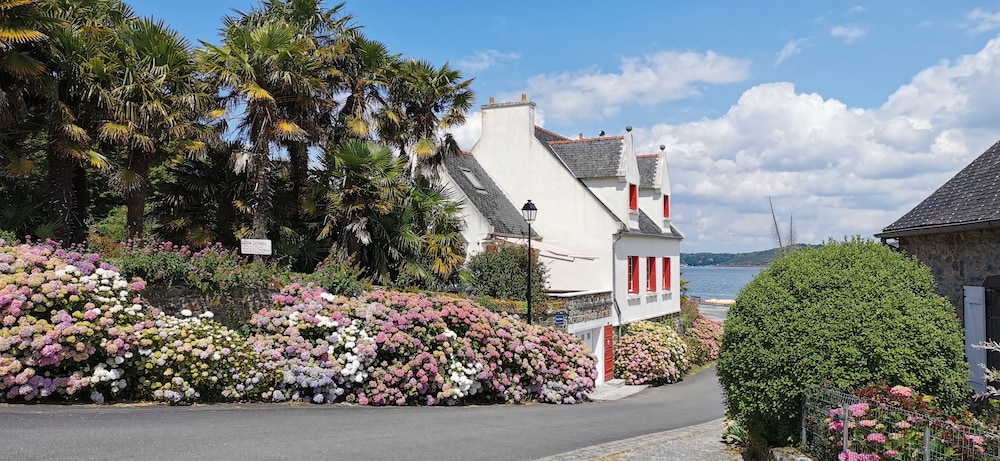 Grande Villa Vue Mer Avec Piscine Privée Chauffée Sur Le Parcours Du Gr34 - Logonna-Daoulas