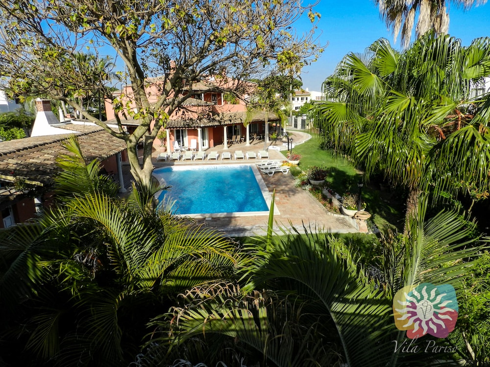 Villa On The Natural Park And Close To Beach, Beautiful Garden And Swimming Pool - Faro