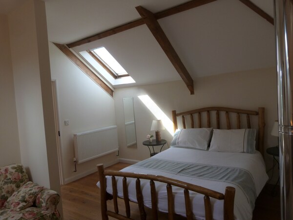 Smart Barn Conversion,  Great Location, Easy Access To Beaches, Moors & Cornwall - Crediton