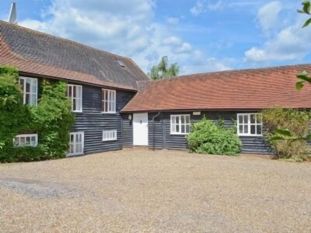 Priory Barn - Ideal For Large Family Groups. Sleeps 8/9 Adults Plus 3 Children - Kent