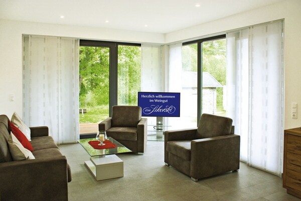 Nieuw Modern Vakantiehuis Direct Aan De Moezel, Panoramisch Uitzicht, 2 Terrassen, Tuin - Beilstein