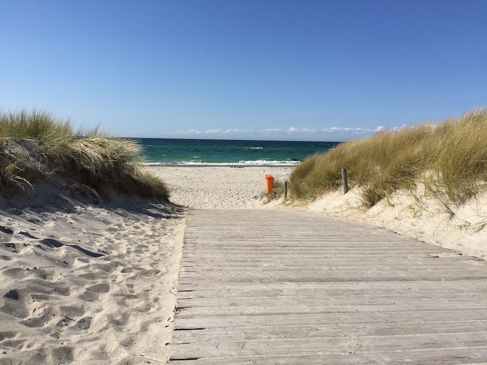Ferienwohnung Für 2 Bis 4 - Nur Wenige Schritte Vom Ostseestrand Entfernt - Ostsee