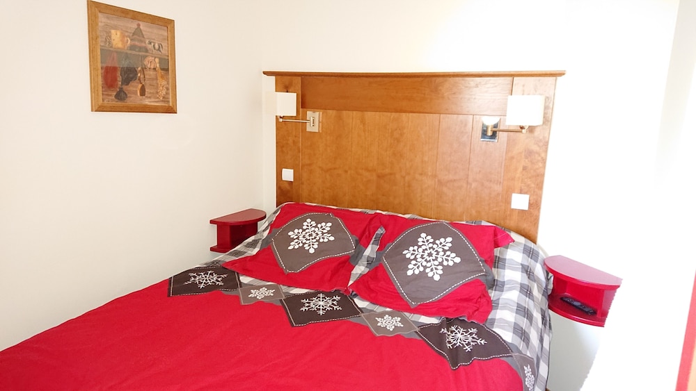Apartment Plagne Soleil - 5 People - Direct Access To The Slopes From Living Room - Belle Plagne