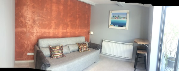 Klimatisiertes Zimmer In Einem Cottage In Der Innenstadt - Venelles
