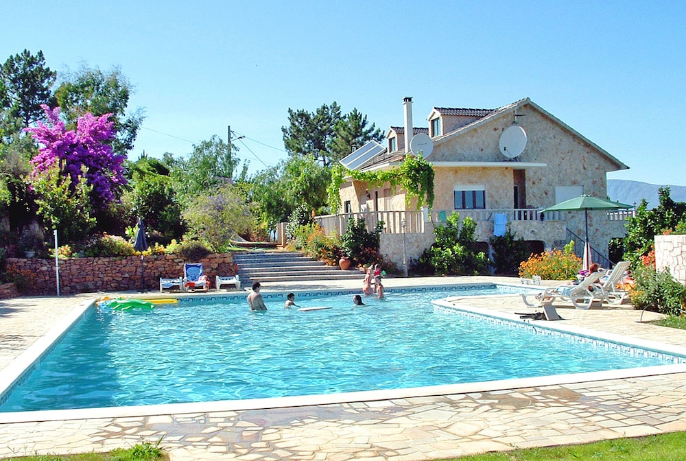 Villa De Rêve With Pool Xxl - Fundão