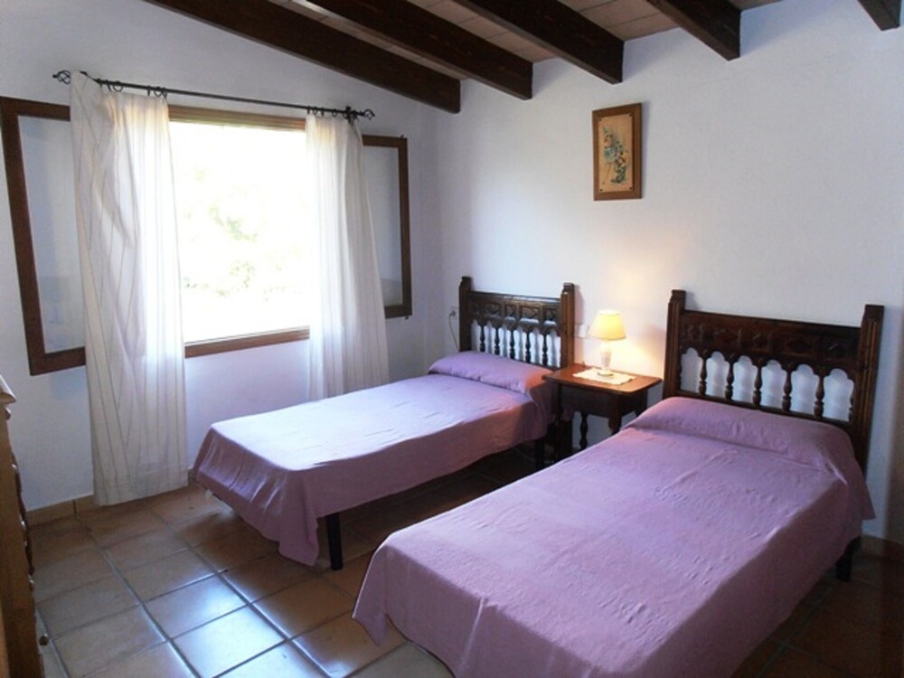 Eine Schöne Villa Mit Zwei Schlafzimmern In Einer Sehr Ruhigen Lage In Der Nähe Von Puerto Pollensa - Port de Pollença