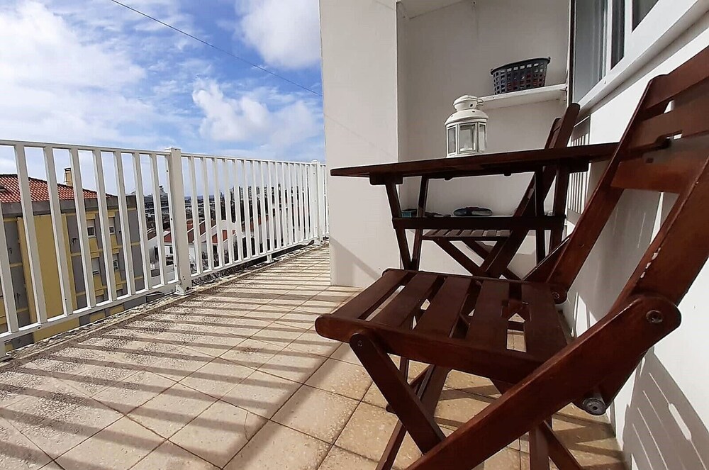 Apartment Four (4) Rooms- Rral1149-sea View - Downtown - Azores