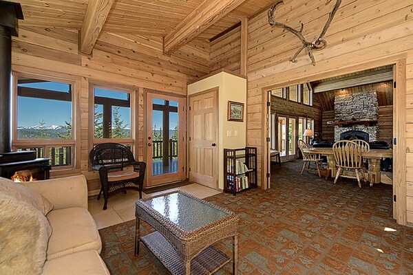 Luxury Log Home Near: Suncadia-cle Elum Mt. Views,private Sled Hill,winter-snow! - State of Washington
