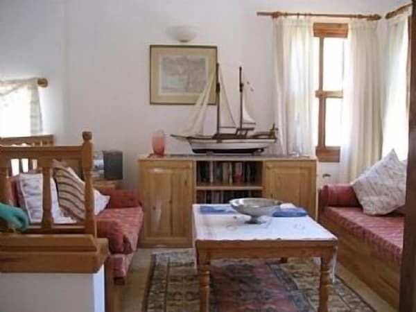 Spacieuse Villa Avec Grand Que La Moyenne Piscine Privée Et Vue Sur La Mer, Wifi, Stagiaire - Kalkan