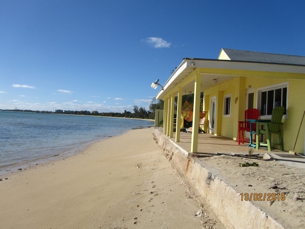 Quiet Beach Location - Nassau