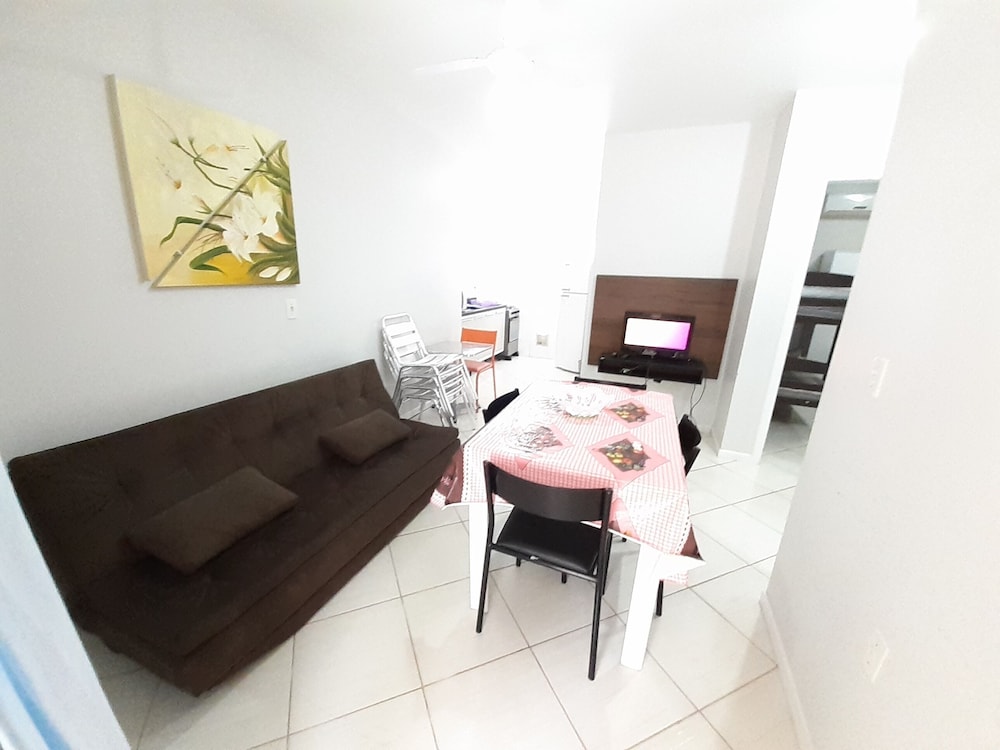 Apartamento Económico De 2 Dormitorios Cod: 201 - Santa Catarina, Brasil